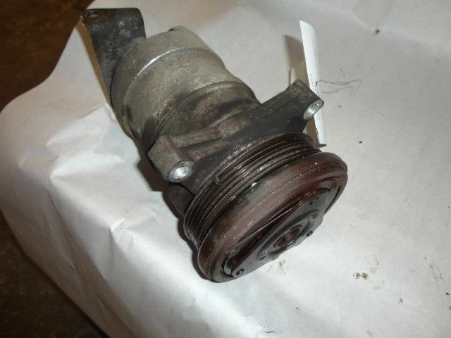 AC Compressor Thru 4/00 Fits 98-00 ISUZU TROOPER 499146 Foto 1 de 4