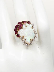RARO anello aureola oro giallo 18 kt OPALE TAGLIO FANTASIA Birmania rubino diamante $9000 8 ct 10 g - Foto 1 di 8