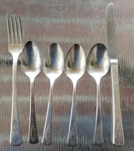 6 Pcs of WM A ROGERS Oneida NUART Flatware Set - Silverplate SPOONS Fork KNIFE - Picture 1 of 4