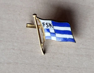Vintage enamel Fluß-Schiffahrts-Kontor Hamburg Flag cap badge Mützenabzeichen - Picture 1 of 3