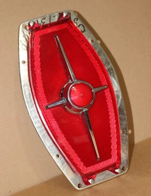 Nuevo de Lote Antiguo 1965 Fprd Country Sedán Ranch Wagon Lámpara de Cuerpo Trasera Derecha o Derecha C5AZ-13434-A Foto 1 de 4