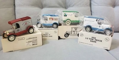 4 Nuevo ERTL 1913/23 Camión Banco Dicast 1/25 Juguete Coleccionable Idea de Regalo de Vacaciones Foto 1 de 4