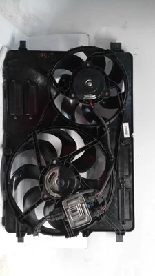 2015 VOLVO XC60 Engine Cooling Fan Motor OEM 30668629 119K Miles Blue Foto 1 de 3