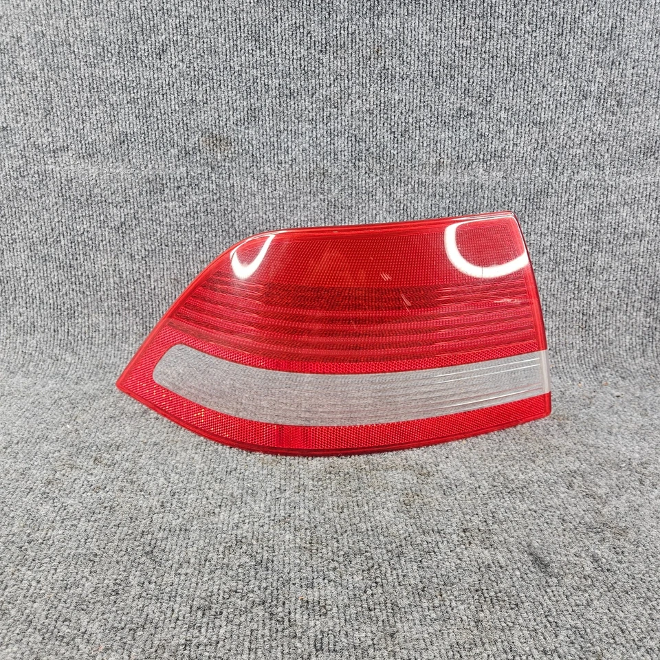 Cubierta de lente de luz trasera Saab 9-3 2003-2007 lado izquierdo del conductor OEM *SOLO LENTE* Foto 1 de 4