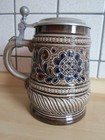 Bierkrug mit Zinndeckel braun blau mit Bauernmalerei-Motiv Marzi & Remy