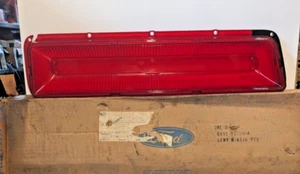 NOS OEM Ford 1969 Thunderbird RH Tail Light Lamp Lens T-Bird C9SZ13450A - Picture 1 of 11