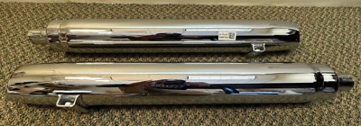 Par de silenciadores cromados izquierda y derecha Indian Motorcycle OEM 1262459-156/1262460-156 Foto 1 de 4