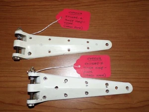 Cessna Cargo Door Hinge Upper and Lower 5011285-2 and 5011285-4 - Picture 1 of 3