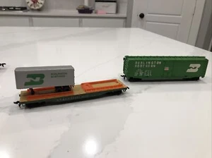 HO Scale "Burlington Northern" 100024 50’ Freight Train Box Car / Model Flatbed - Picture 1 of 8