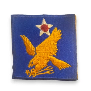 Vintage WWII USAAF US 2nd Air Force Embroidered Shoulder Patch - Picture 1 of 2