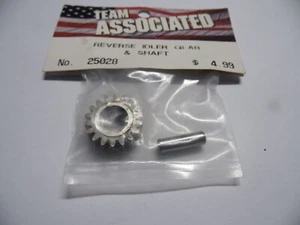 ASSOCIATED 25028 Reverse Idler Gear & Shaft MONSTER GT / THUNDER TIGER MTA-4 - Picture 1 of 1