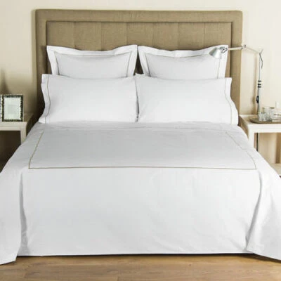 FRETTE ONE BOURDON KING DUVET COVER PERCALE WHITE/KHAKI - Image 1 of 4