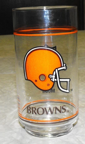 VINTAGE CLEVELAND BROWN'S 1980'S NFL MOBIL OIL PROMOTION 16oz GLASS TUMBLER Cover
