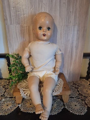 1940 年代 Composition Head Sleepy Eye 婴儿娃娃,布身,24 英寸娃娃... — 第 1/4 张图片