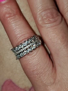Taglia 8. Nuovo con etichette. Diamonique rotondo con marchesa - Foto 1 di 1