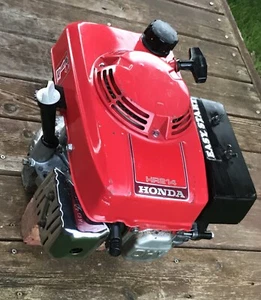 Honda HR214 SX Lawn Mower Engine GXV120-118cm^3 4 HP Excellent! - Picture 1 of 8