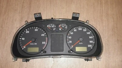 Seat Arosa Diesel Bj.96-00 6H0920860C Tacho (269.410 km) - Bild 1 von 4