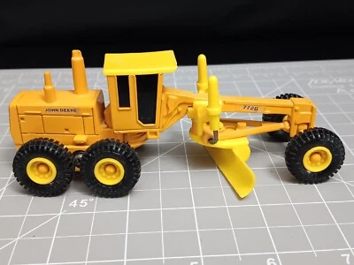 1/64 John Deere 772B Industrial Road Grader A6 - Image 1 of 4