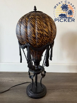 Lámpara Globo Aire Caliente Estilo Art Deco Estilo Maitland Smith Bronce Vidrio Tiffany Foto 1 de 4