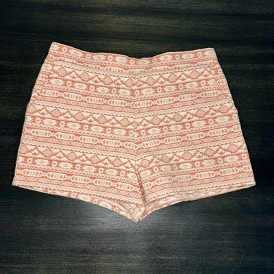 Pantalones cortos para mujer Xhilaration con estampado tribal Foto 1 de 4