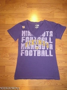 MINNESOTA VIKINGS WOMENS~LADIES SMALL PURPLE V-NECK T-SHIRT~NWT - Picture 1 of 1
