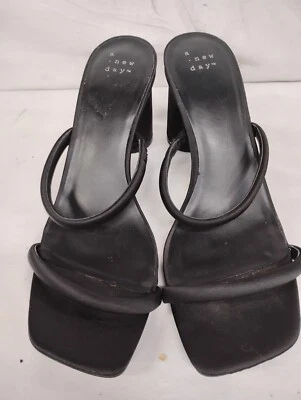 Sandalias de tacón con tiras A New Day para mujer talla 8 negras tacón bloque punta abierta sin cordones Foto 1 de 4