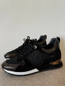 1,2k Authentic Louis Vuitton Run Away Black Suede Monogram Sneakers EU 41 US 11 - Picture 1 of 18