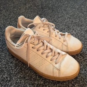 Scarpe da ginnastica uomo Adidas Advantage, taglia 9,5, bianche e gomma - Foto 1 di 9