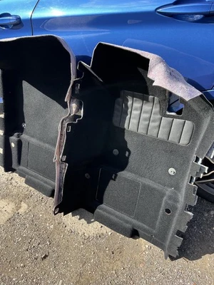 Vw Touran  - Caddy Front Black Carpets - Image 1 of 4