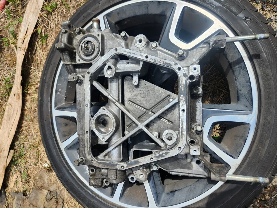 ☑️ Montaje de bomba de agua para cárter de aceite superior Scion FRS Toyota 86 Subaru BRZ FA20 OEM Foto 1 de 4