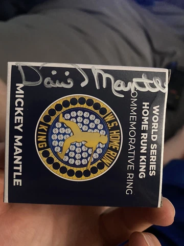 Mickey Mantle Home Run King Commemorative Ring  Signed By His Son Davis  Cover
