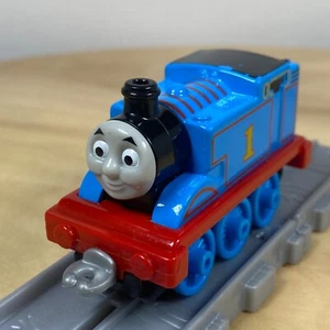 Thomas the Tank Engine Adventures Diecast THOMAS Engine Free Postage - Picture 1 of 9