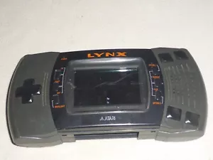 ATARI LYNX II CONSOLE DI GIOCO PORTATILE SOLO SISTEMA PAG-0401 - Foto 1 di 6