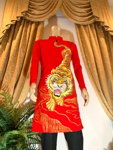 Red Tiger Ao Dai for men, Hand Painted Vietnamese Traditional Long Dress for Men - Picture 1 of 4