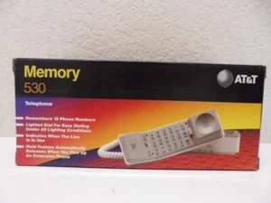 Teléfono blanco con cable de memoria AT&T 530 NUEVO DE COLECCIÓN - Imagen 1 de 10