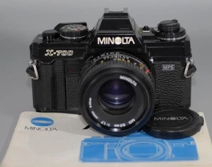 Minolta X700 film camera w 50mm f1.7 MD lens + instruction manual - Nice Mint-! - Foto 1 di 8
