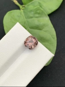 Tormalina rosa pesca 3,10 CT taglio cuscino, pietra preziosa naturale pulita occhi per anello - Foto 1 di 5