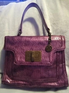 Simply Vera Wang Metallic Pink  Handbag PURSE EUC - Picture 1 of 10