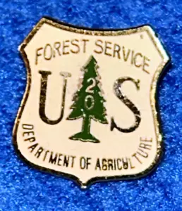 U.S. Department of Agriculture Forest Service 20 Year Shield Pin Metal - Picture 1 of 8
