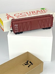 Accurail HO 4103.9 40' O.B. Wood Box Car Milwaukee Road #718539 Assembled - Picture 1 of 3