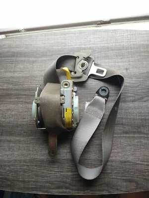 00 01 02 03 04 TOYOTA AVALON Fr cinturón de seguridad cubo conductor retractor 73220AC011B0 Foto 1 de 4