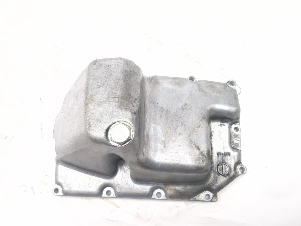 Нижний поддон для масла двигателя Suzuki GSXR 1000 09–16 годов выпуска - Изображение 1 из 4