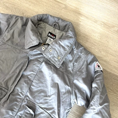 Chaqueta de bombardero aislante resistente al fuego gris baluarte pesado FR para hombre talla M Foto 1 de 4