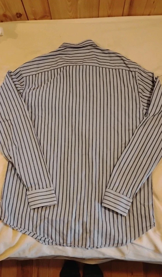 Camisa de vestir Armani Collezioni azul a rayas, talla L 16 1/2 x 32 - 33  Foto 1 de 3