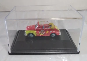 Oxford Classics Diecast 1:76 OO Gauge CH021 Chipperfields Clown Morris Minor - Picture 1 of 5