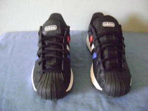 Adidas Pro Modello 2G Basso Nero - Bianco - Rosso - Blu - H68155 - Foto 1 di 11
