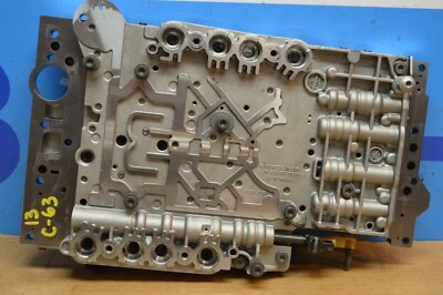 Mercedes Benz C63 AMG 2013 W204 carrocería de válvula de transmisión 2302700160 2 Foto 1 de 4