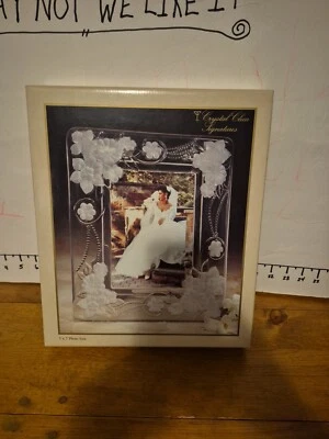 Firmas Cristalinas Japón ~ Pájaros Esmerilados y Vidrio Floral Marco 5"x 7" NUEVO Foto 1 de 4