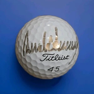 SELTEN SIGNIERT Präsident Donald Trump Golfball Autogramm volle Unterschrift #45 NO COA - Bild 1 von 4