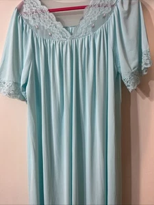 Vntg 60s Shadowline Pastel Aqua Nightgown Embroidered Rose Buds Maxi Sh Slve NOS - Picture 1 of 14